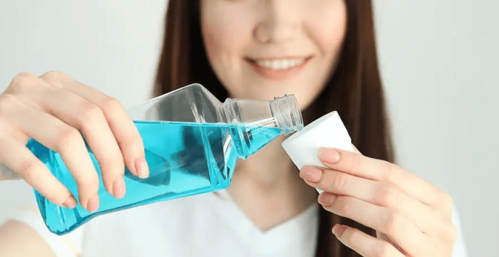 Using Whitening Mouthwashes